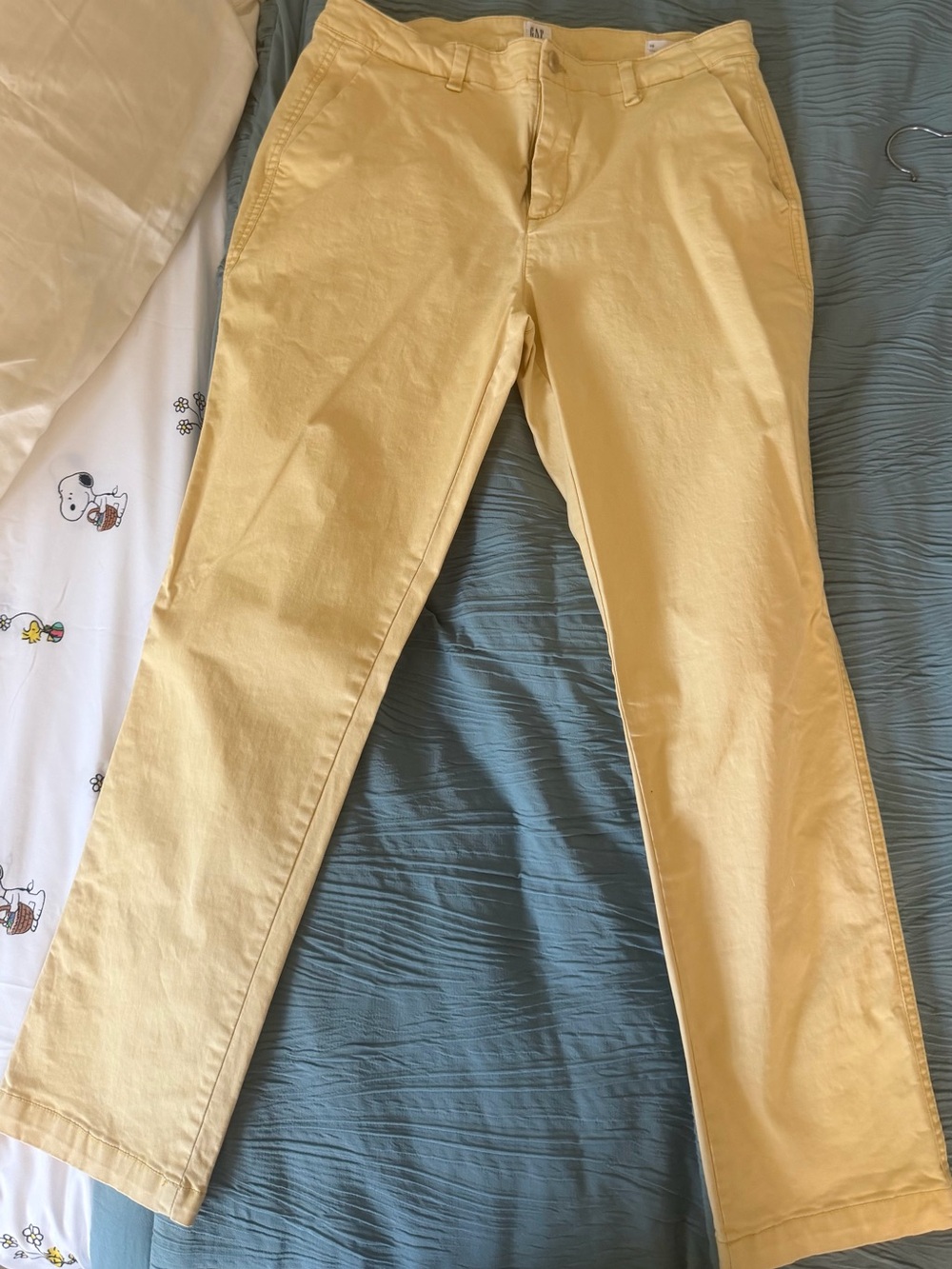 GAP Women's Pale Yellow Straight Leg Jeans